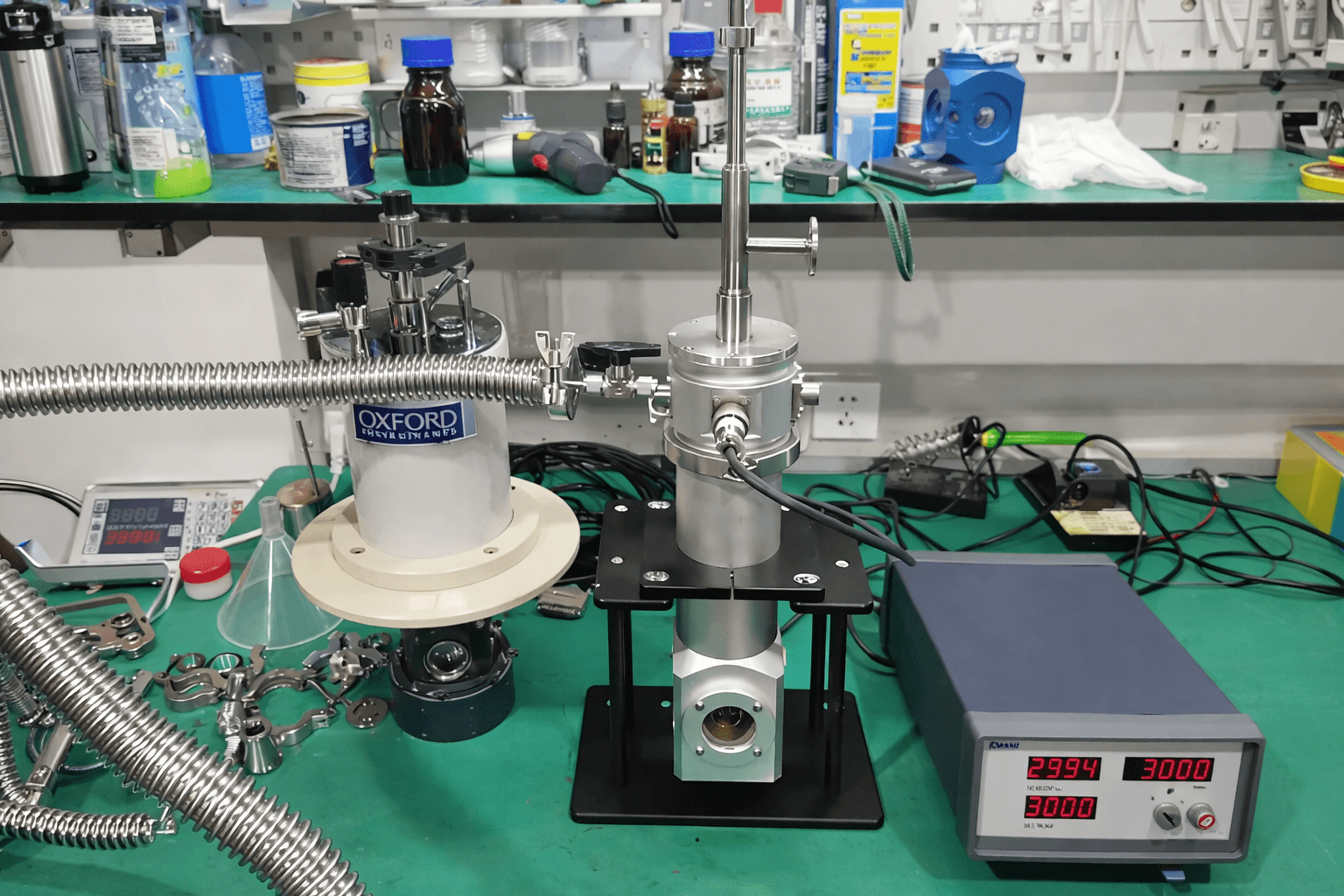 Liquid nitrogen cryostat product image