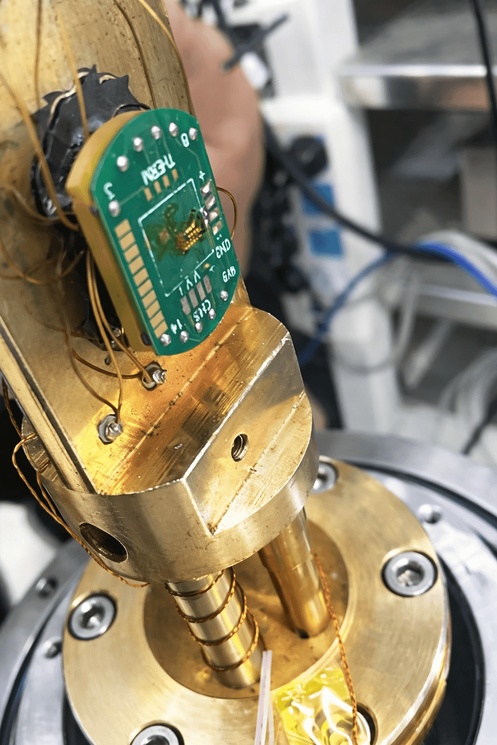 Liquid nitrogen cryostat product image